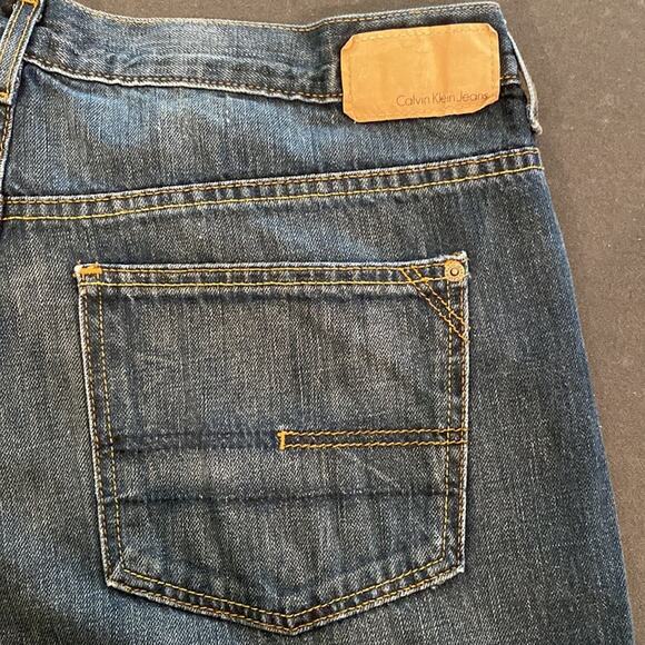 Calvin Klein Men’s RELAXED STRAIGHT Denim Distressed Jeans 38x30 - Picture 5 of 12